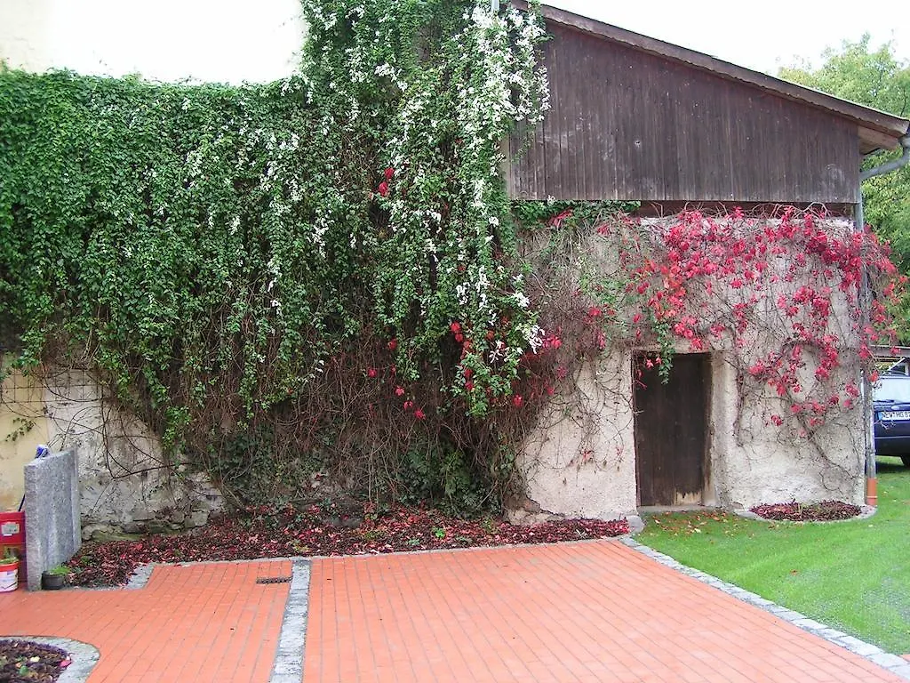Domizil Guest House Moosbach
